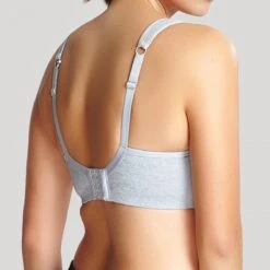 Panache Brassière De Sport Armatures Grise -Aubade Soldes brassiere de sport armatures grise 1173921 3 1200x1200