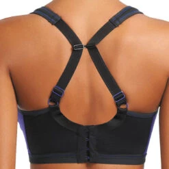 Brassière De Sport Moulée à Armatures Noir -Aubade Soldes brassiere de sport moulee a armatures freya active epic electric black 3 1140x1140