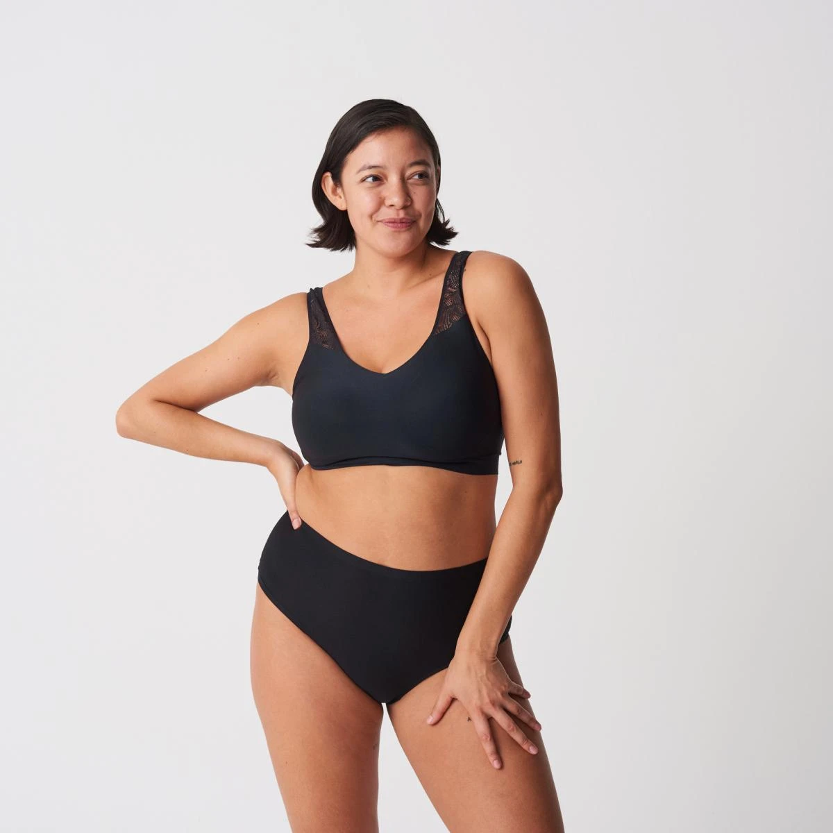 Chantelle Brassière Paddé Dentelle Stretch Noire 5 Chantelle Brassière Paddé Dentelle Stretch Noire – Image 3