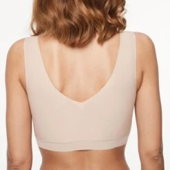 Chantelle Brassière Paddée Sans Armatures Vneck Nude -Aubade Soldes brassiere paddee sans armatures vneck nude 1177847 2 1200x1200