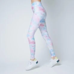 Ensemble Sport Brassière Asymétrique Et Legging Imprimé 13 Ensemble Sport Brassière Asymétrique Et Legging Imprimé -Aubade Soldes ensemble sport brassiere asymetrique et legging imprime 3200488 3 1200x1200