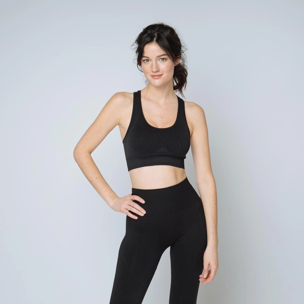 Ensemble Sport Brassière Et Legging Sans Couture 7 Ensemble Sport Brassière Et Legging Sans Couture – Image 5