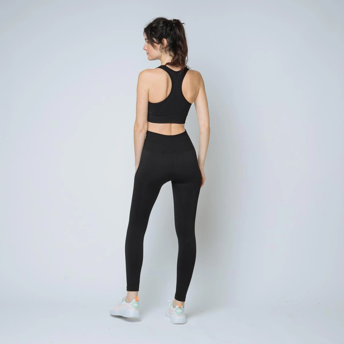 Ensemble Sport Brassière Et Legging Sans Couture 8 Ensemble Sport Brassière Et Legging Sans Couture – Image 6
