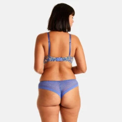 Soutien-gorge Ampliforme Coque Moulée Bleu Gazette -Aubade Soldes soutien gorge ampliforme coque moulee bleu gazette 3439360 6686490 90 1140x1140