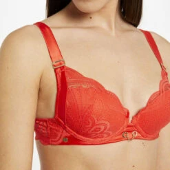 Soutien-gorge Ampliforme Coque Moulée Rouge 10 Soutien-gorge Ampliforme Coque Moulée Rouge -Aubade Soldes soutien gorge ampliforme coque moulee laura 3470552 6839138 38 1140x1140