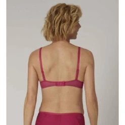 Triumph Soutien-gorge Balconnet Armatures Rouge -Aubade Soldes soutien gorge balconnet armatures rouge 3246045 3 1140x1140