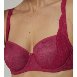 Triumph Soutien-gorge Balconnet Armatures Rouge -Aubade Soldes soutien gorge balconnet armatures rouge 3246045 4 1140x1140