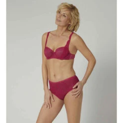 Triumph Soutien-gorge Balconnet Armatures Rouge -Aubade Soldes soutien gorge balconnet armatures rouge 3246045 5 1140x1140