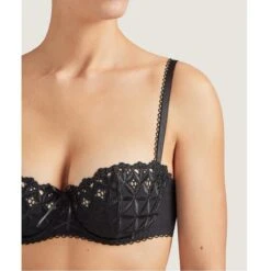 Aubade Soutien-gorge Corbeille Armatures Noir 9 Aubade Soutien-gorge Corbeille Armatures Noir -Aubade Soldes soutien gorge corbeille armatures noir 1227395 2 1200x1200