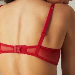 Soutien-gorge Décolleté Plongeant Armatures Rouge -Aubade Soldes soutien gorge decollete plongeant armatures rouge 1233223 4 1200x1200