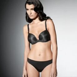 PRIMA DONNA Soutien-gorge Plongeant à Balconnets PrimaDonna SATIN Noir -Aubade Soldes soutien gorge plongeant a balconnets primadonna satin noir 7 1200x1200