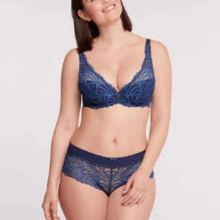Bestform Soutien-gorge Plongeant Armatures à Coques En Dentelle Ajourée - Bleu -Aubade Soldes soutien gorge plongeant armatures a coques en dentelle ajouree bleu 3412474 3 1140x1140