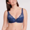 Bestform Soutien-gorge Plongeant Armatures à Coques En Dentelle Ajourée - Bleu
