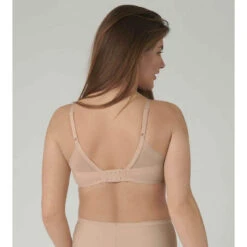 Triumph Soutien-gorge Sans Armatures Beige 9 Triumph Soutien-gorge Sans Armatures Beige -Aubade Soldes soutien gorge sans armatures beige 3246061 3 1140x1140