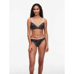 Chantelle Soutien-gorge Sans Armatures - Noir -Aubade Soldes soutien gorge sans armatures noir 3405632 4 1140x1140
