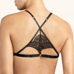 Aubade Soutien-gorge Triangle Sans Armatures En Satin - Noir -Aubade Soldes soutien gorge triangle sans armatures en satin noir 3207798 4 1200x1200
